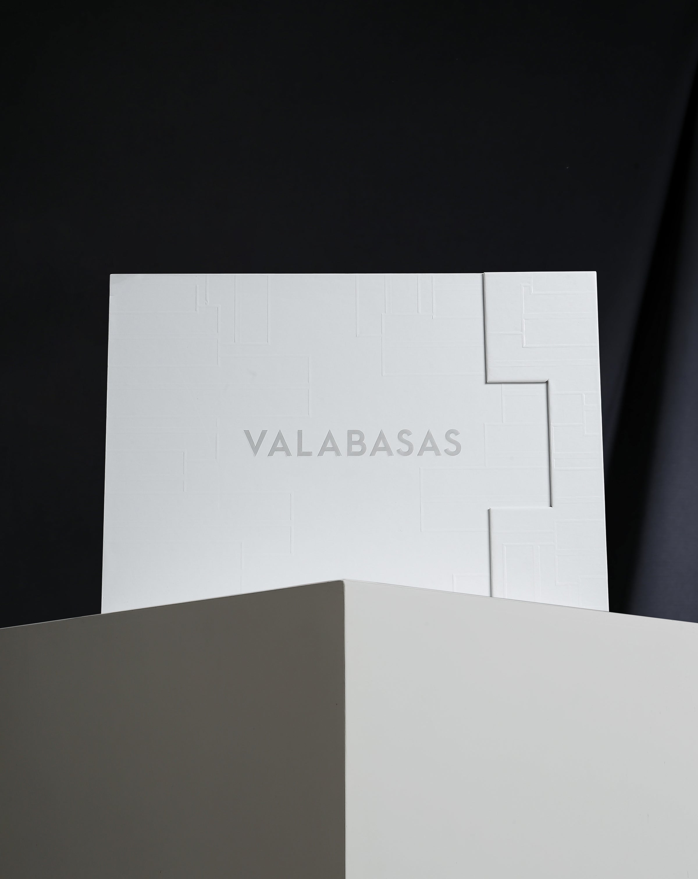 Valabasas "Yuratsu 100" Men's White Shoes