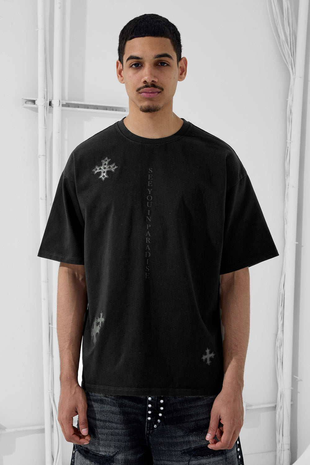 See You In Paradise "Utopia" Leather Patches T-Shirt