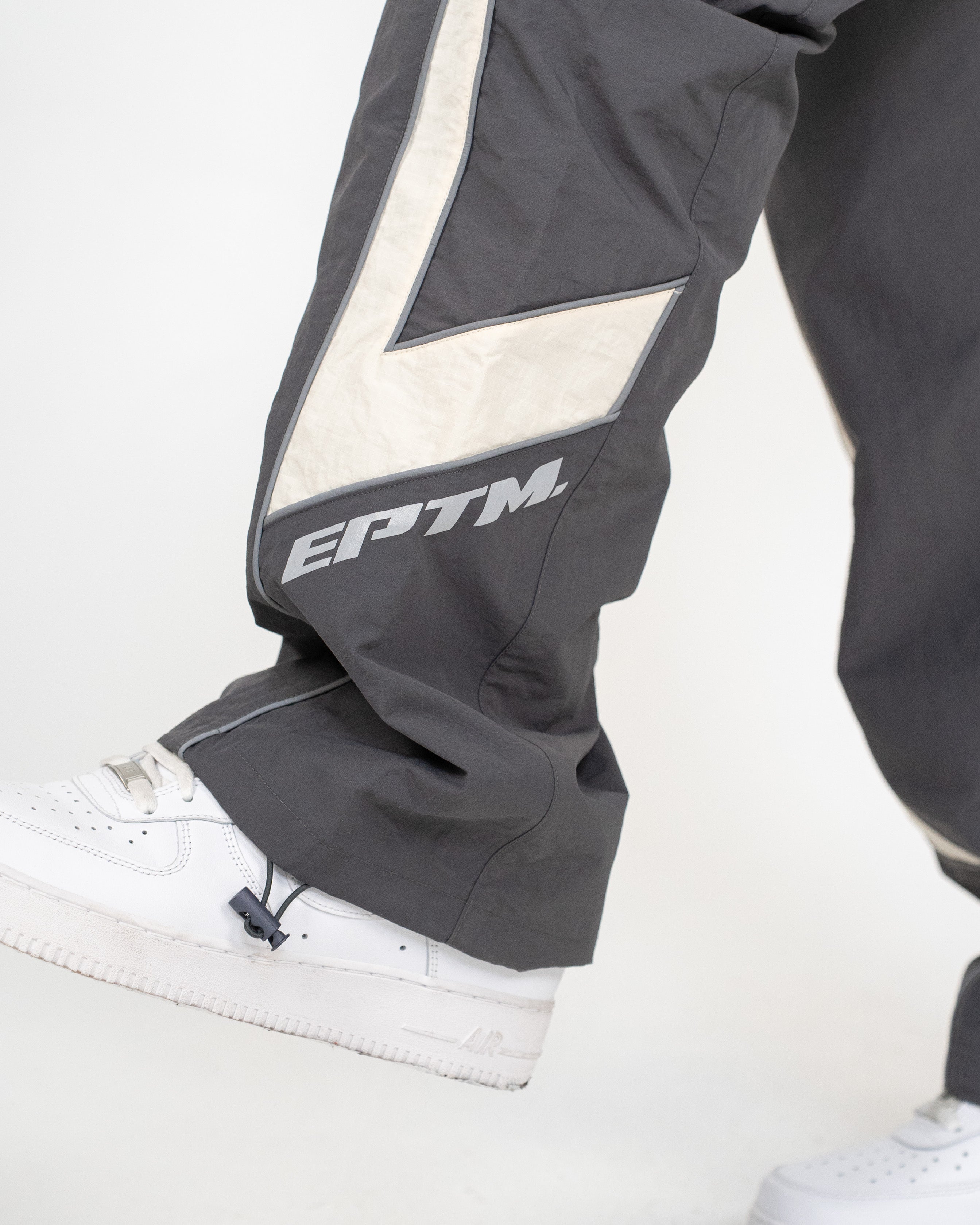 EPTM "Palido" Pants