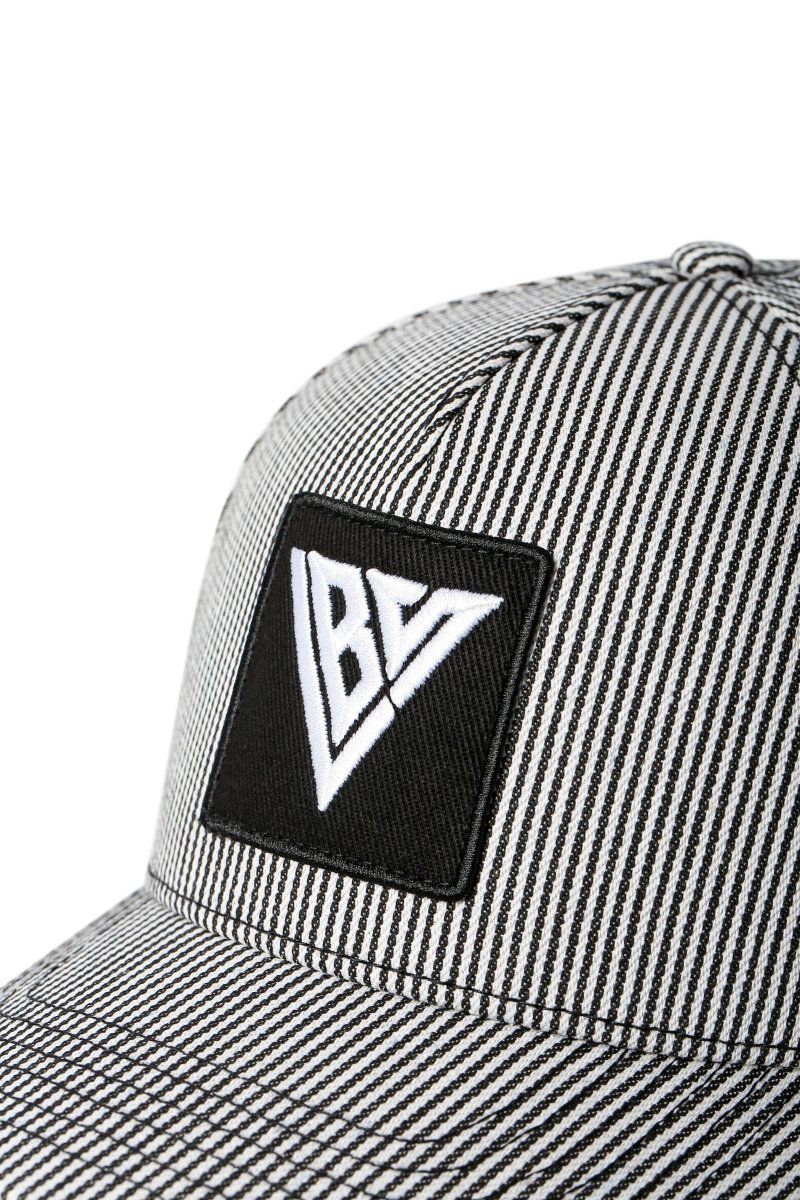 Valabasas "Noctis" Black Snapack Hat