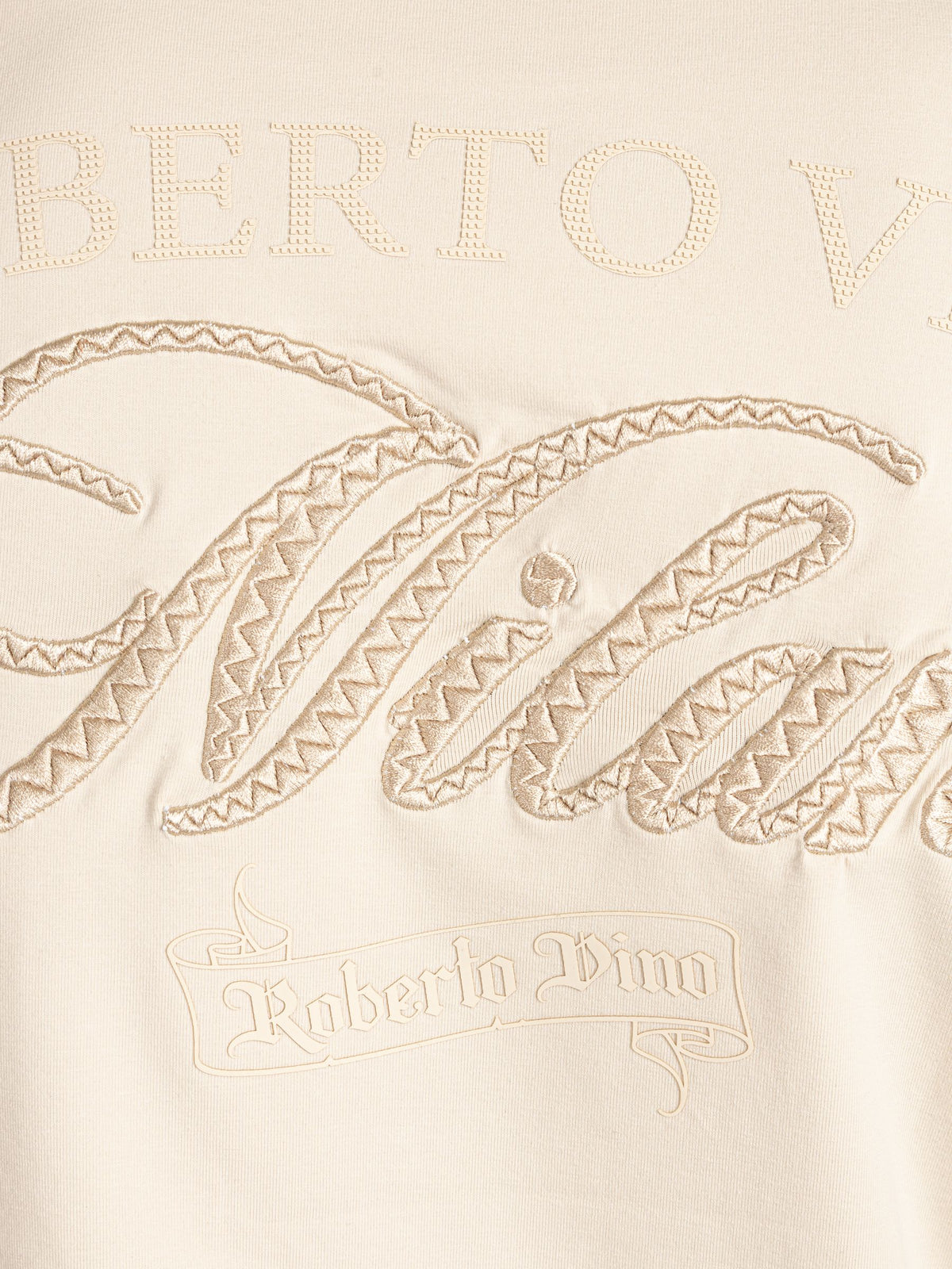 Roberto Vino "Slim Fit Long Sleeve Tee" - Milano Script Beige
