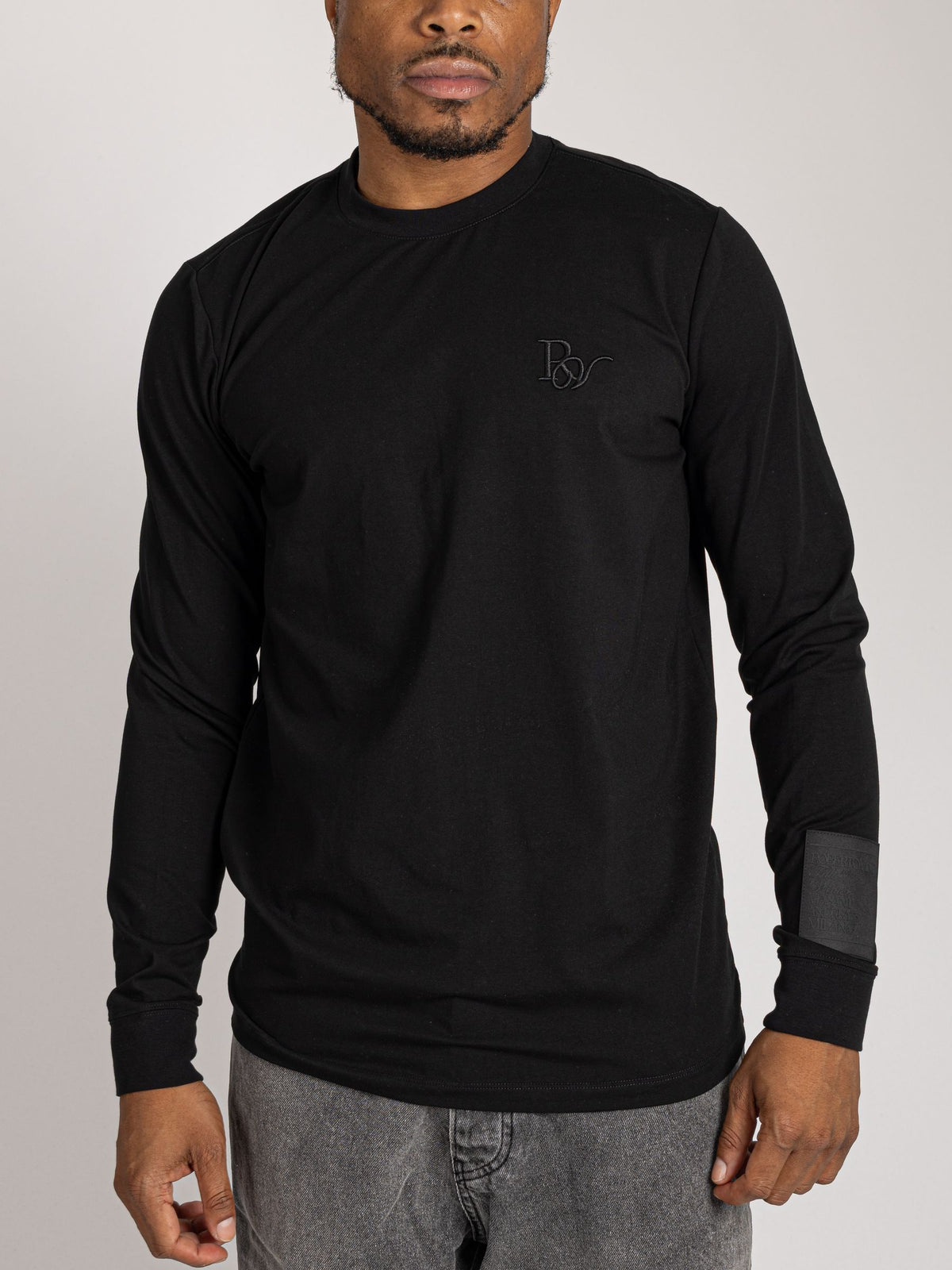Roberto Vino "Slim Fit Long Sleeve Tee" - Milano Script Black