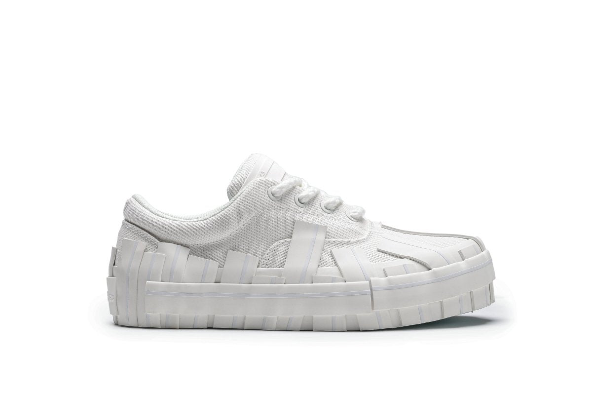 Valabasas "Yuratsu 100" Men's White Shoes