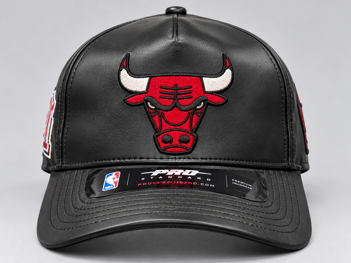 Pro Standard DC Exclusive Chicago Bulls Leather Hat - Black