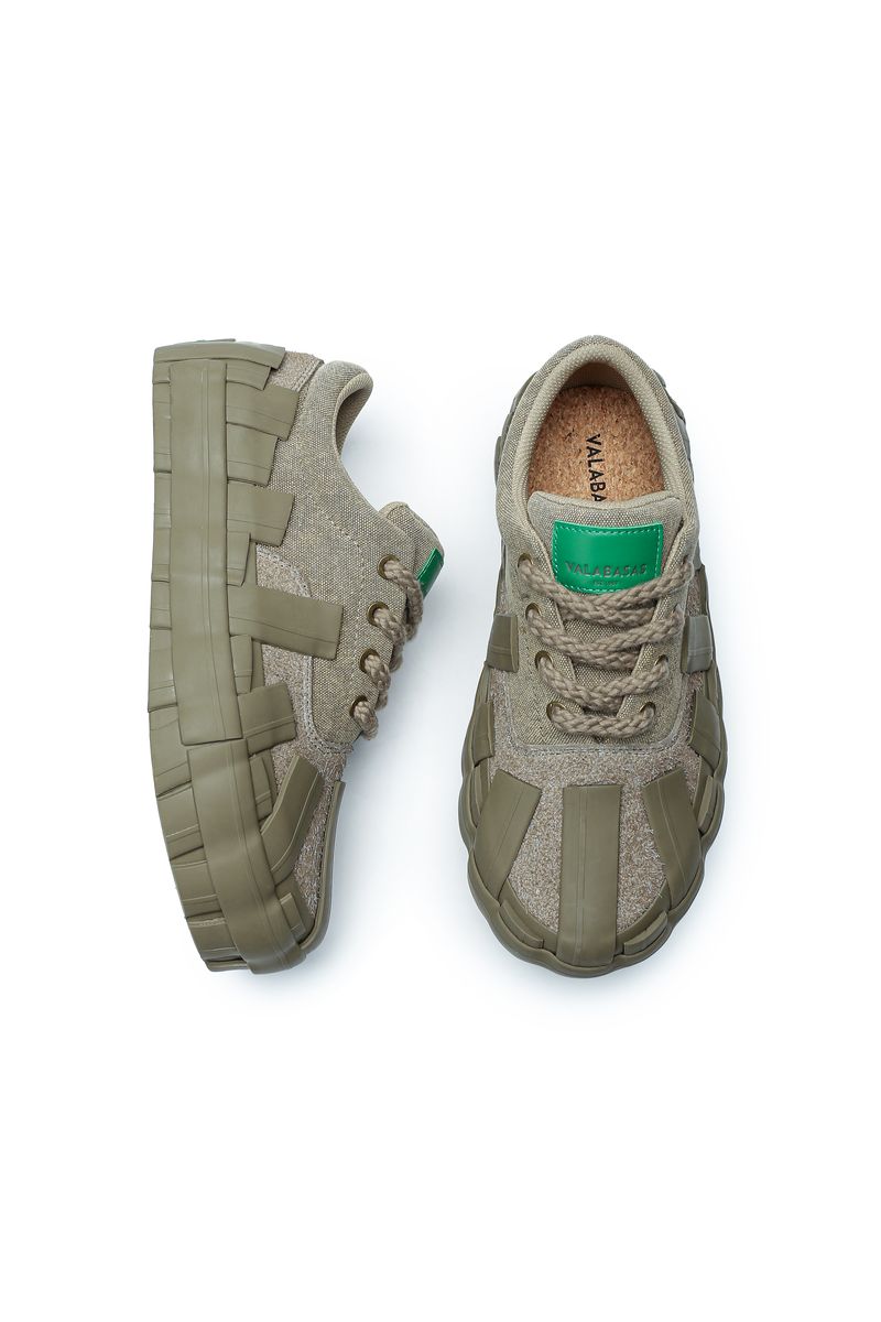 Valabasas "Yuratsu 100" Shoes