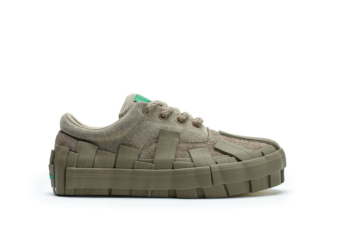 Valabasas "Yuratsu 100" Shoes